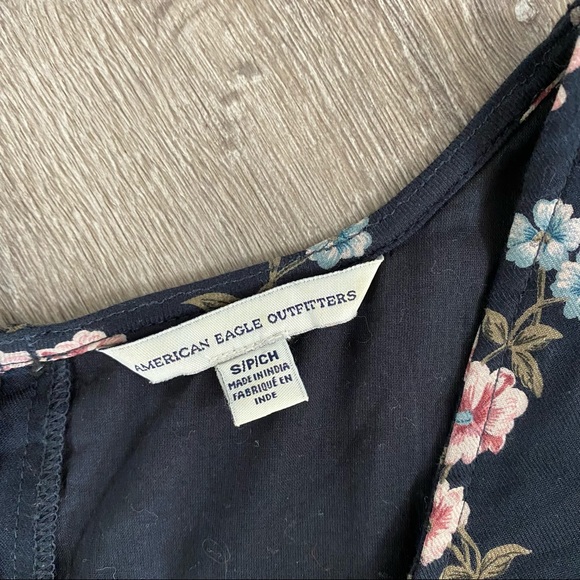 American Eagle Outfitters Black Floral Dress s - Picture 4 of 6